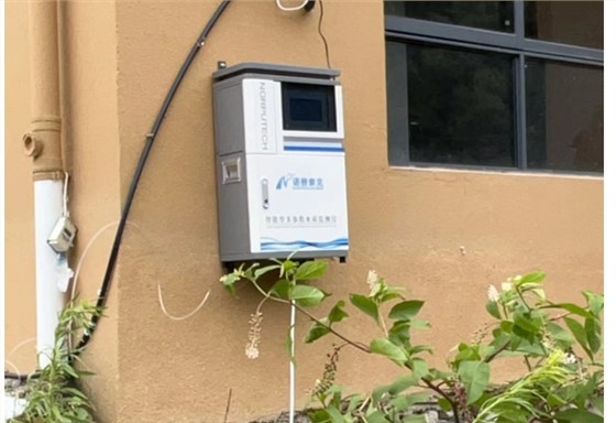 多参数水质监测仪